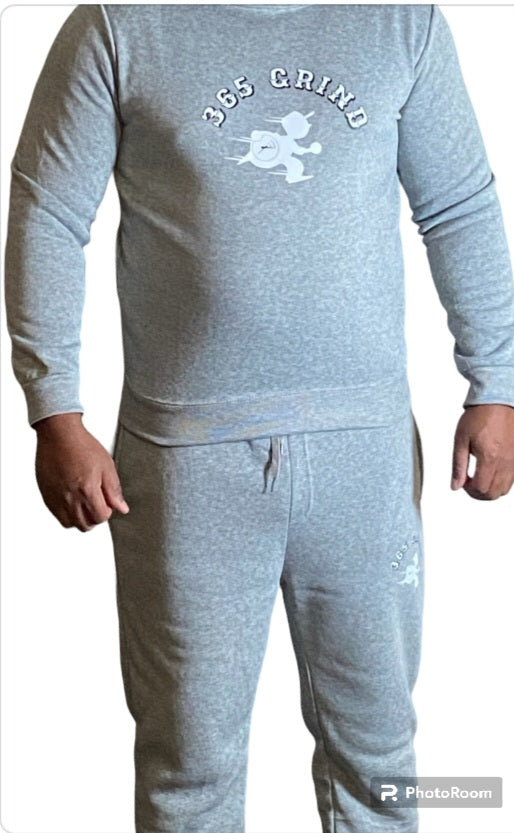 Gray & White Long Sleeve Jogger Set